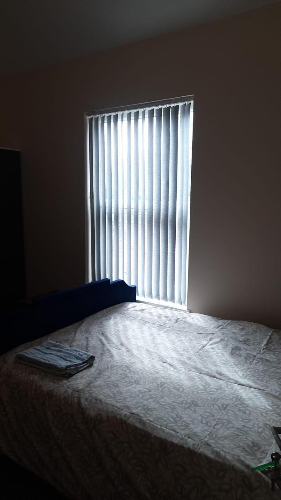 Lovely Bedroom With Shared Kitchen & Bathroom Free Parking 沃尔索尔 外观 照片